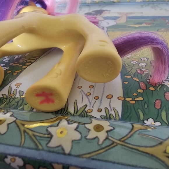 ♡ My Little Pony G4 Princess Gold Lily MLP Toy ♡ - Picture 8 of 12